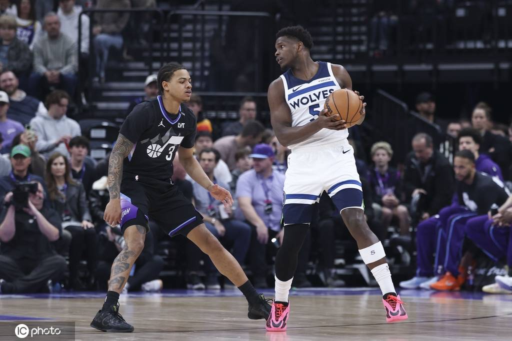 爱德华兹38+8乔治43分 森林狼不敌爵士